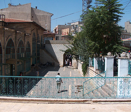 Karakadı Cami